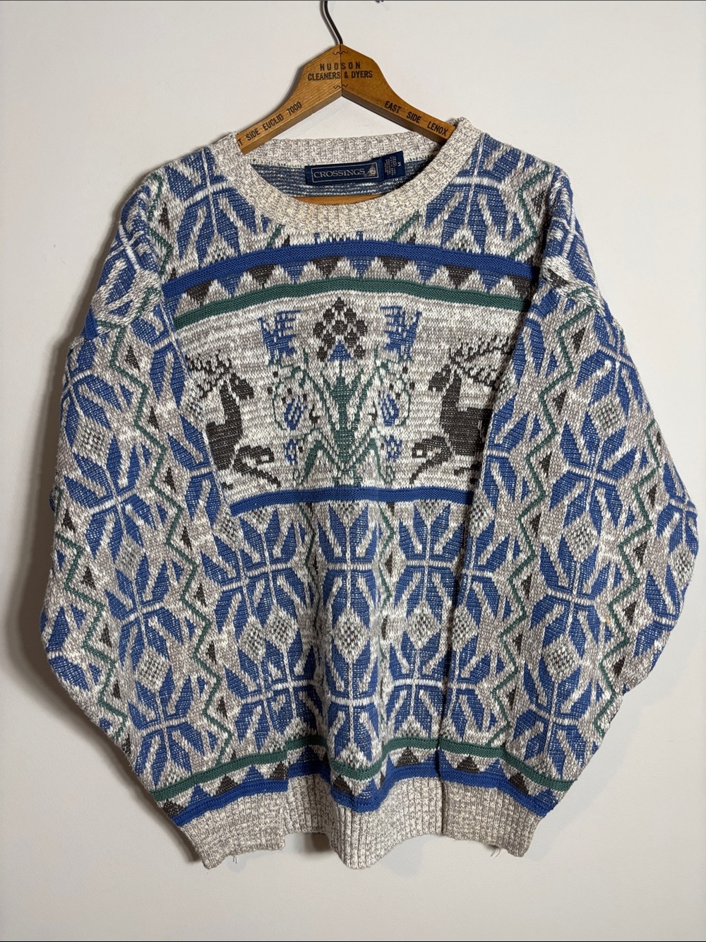 Vintage Crossings Knit Patterned Deer Sweater Medium Cotton
